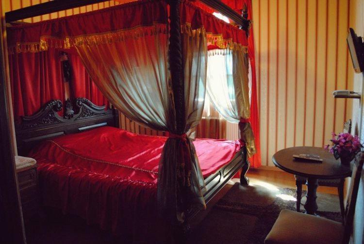 Szczebrzeszyn Noclegi Przy Restauracji Klemens المظهر الخارجي الصورة